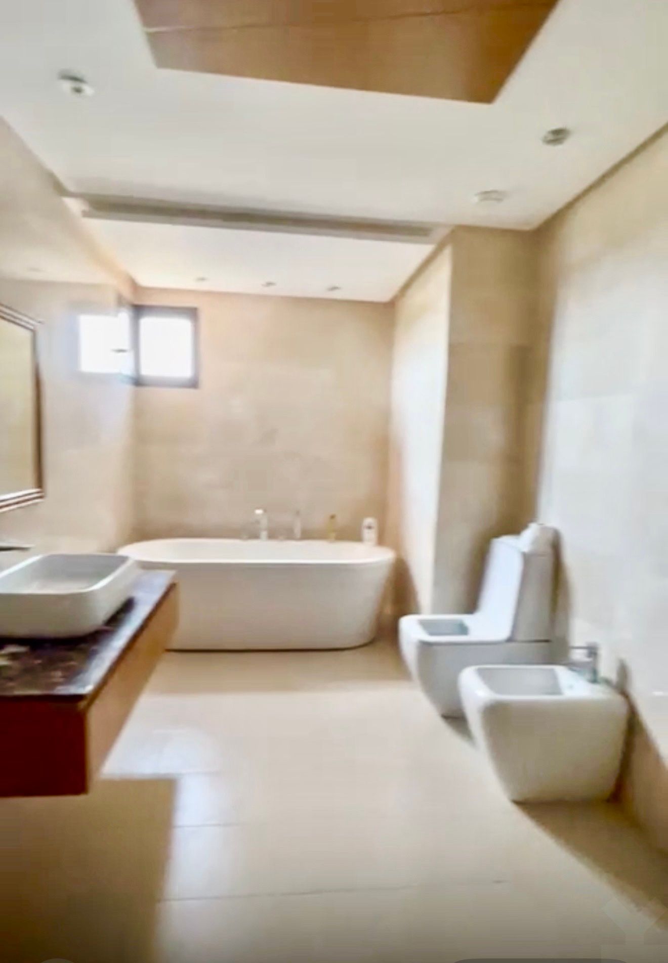 Villa 58748 m² f Aeroport Militaire Etat Major — 7